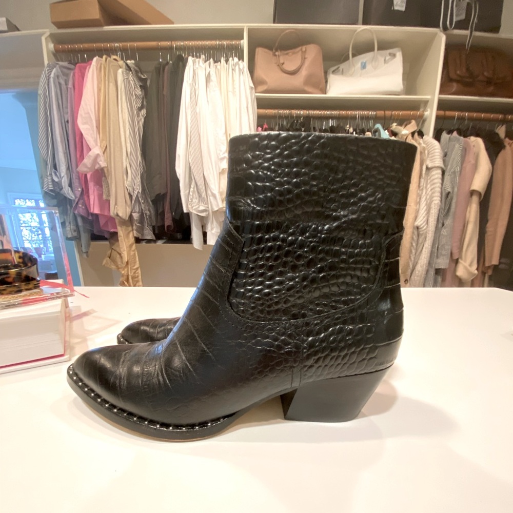 Something Navy Wesley cowboy bootie